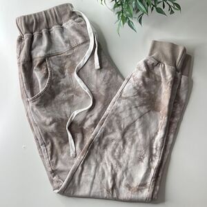 LB Collection tie dye jogger pants.  Size Small. Pockets and drawstring waist.